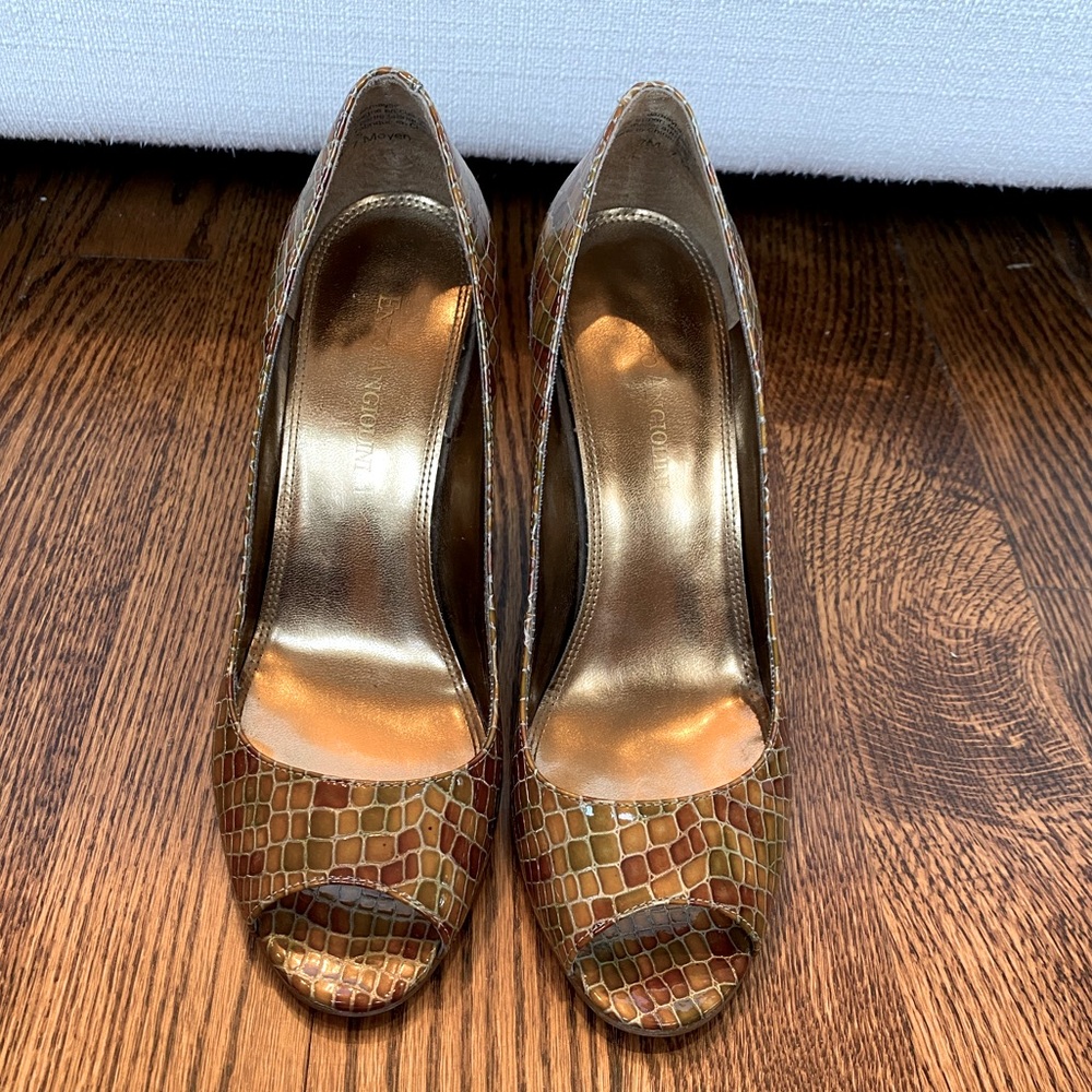 Nine West Embossed Leather Peep-Toe Pumps
